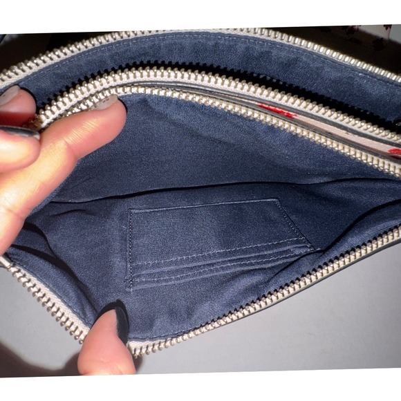 Coach CROSSBODY IN TEA ROSE FLORAL COATED CANVAS F57628 W/ Matching Wallet - Picture 13 of 16